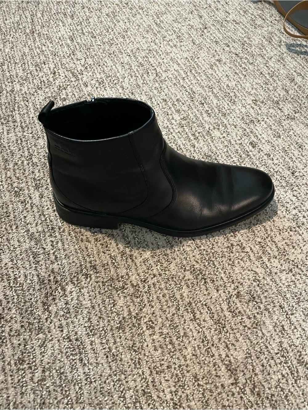 Clarks Steadwell Zip Black Leather Chelsea Ankle Boots, 9.5US